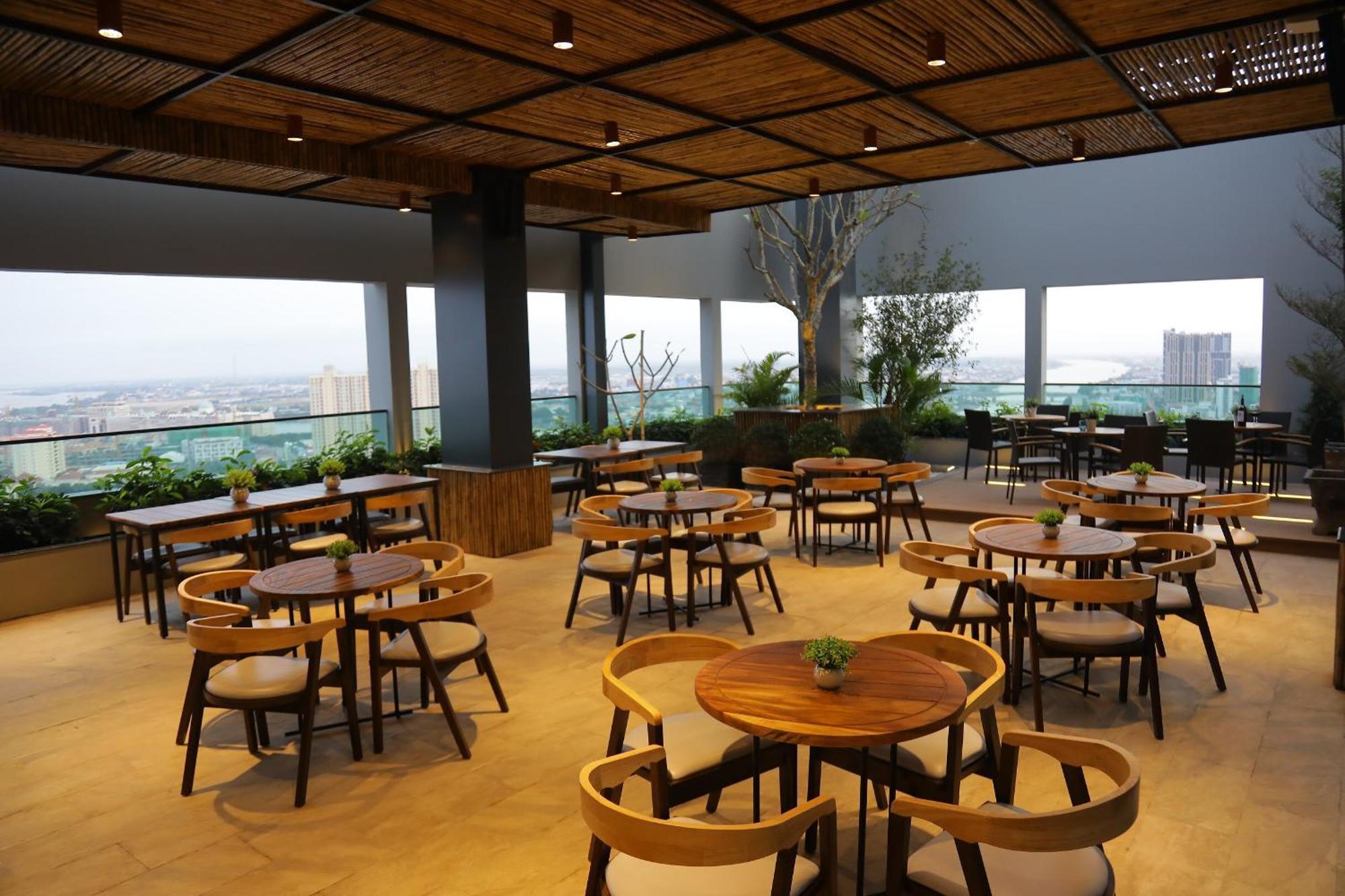 The View Serviced Residence 豪景日式酒店公寓 Phnom Penh Exterior foto